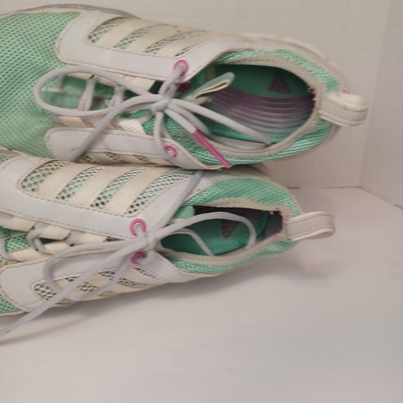 Adidas Teal and White Mesh Top and Leather Womens 7 Golf Shoes EVG 731003 10/13 - Picture 3 of 6